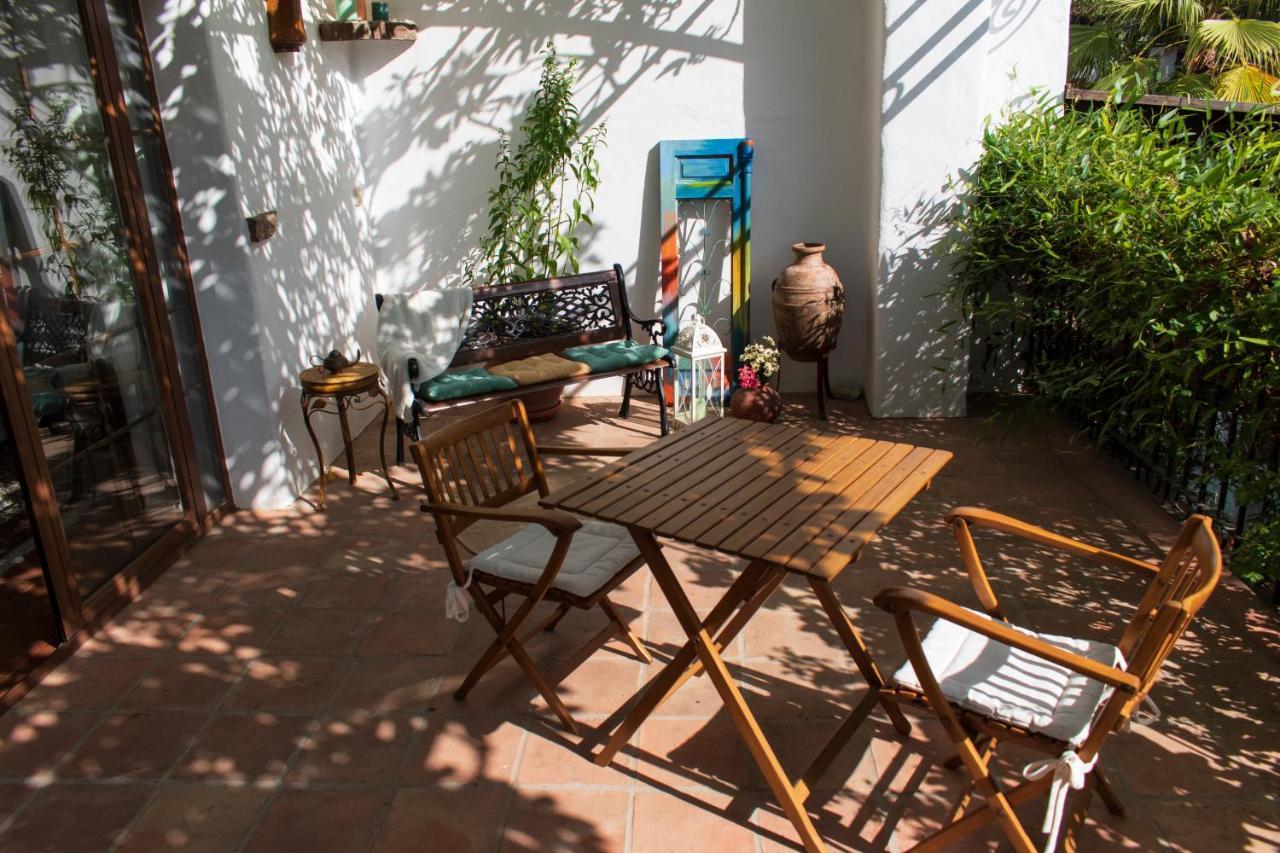 Hotel Cortijo De Salia Alcaucin Exterior photo