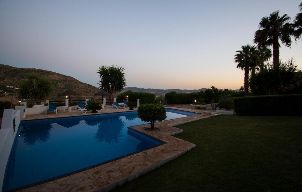 Hotel Cortijo De Salia Alcaucin Exterior photo