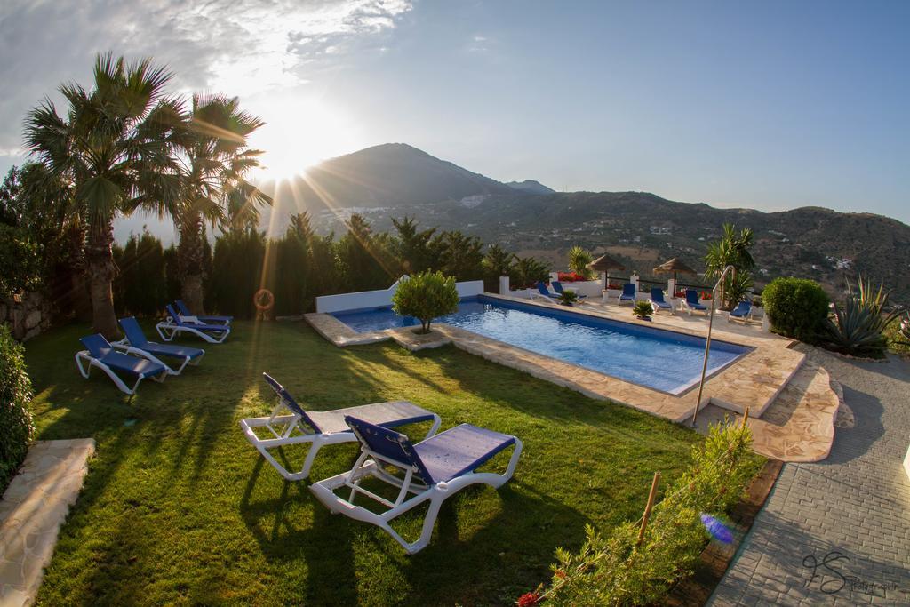 Hotel Cortijo De Salia Alcaucin Exterior photo