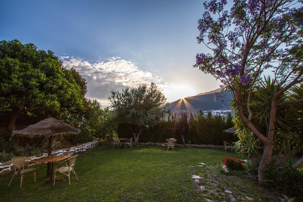 Hotel Cortijo De Salia Alcaucin Exterior photo
