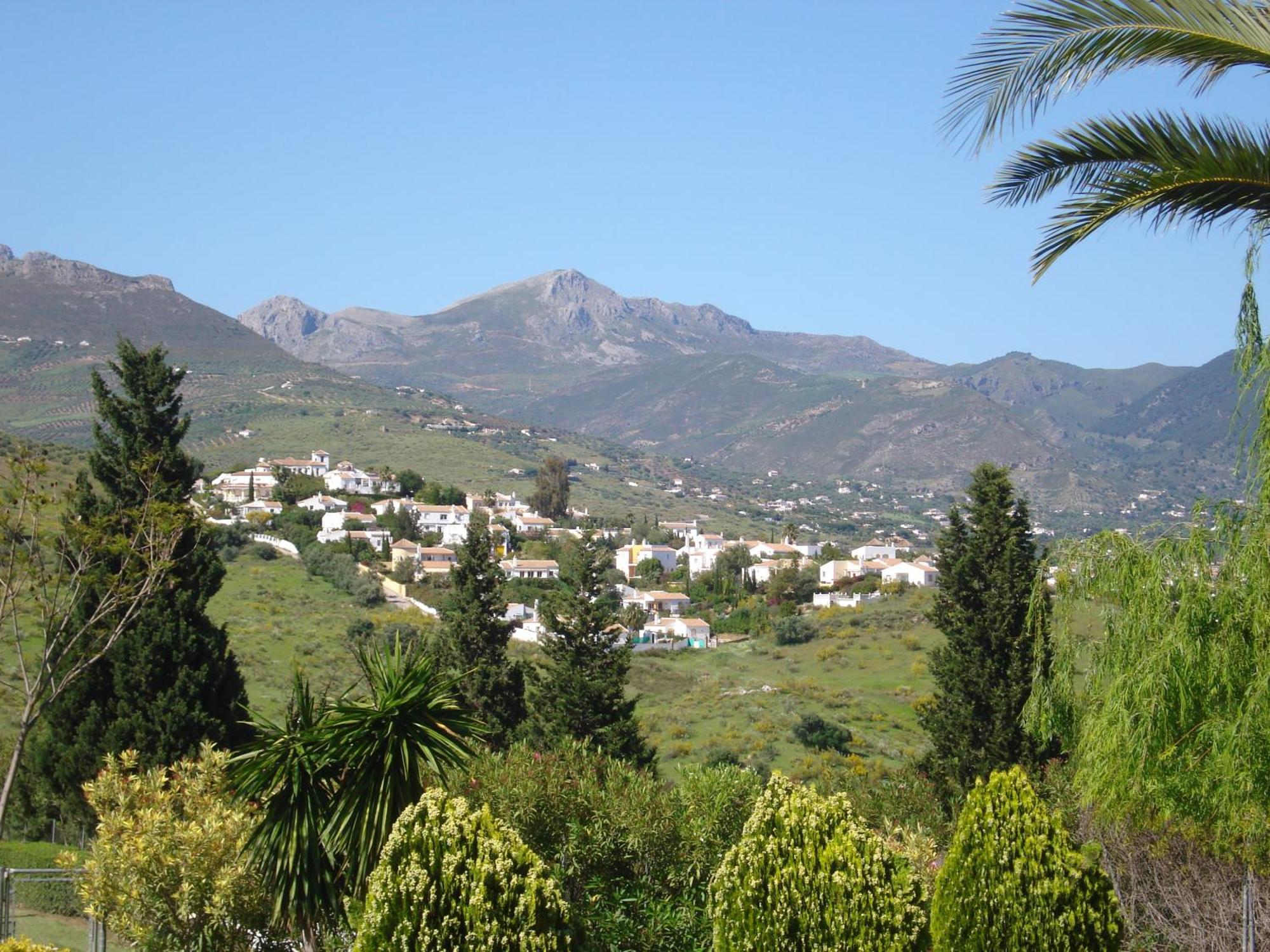 Hotel Cortijo De Salia Alcaucin Exterior photo