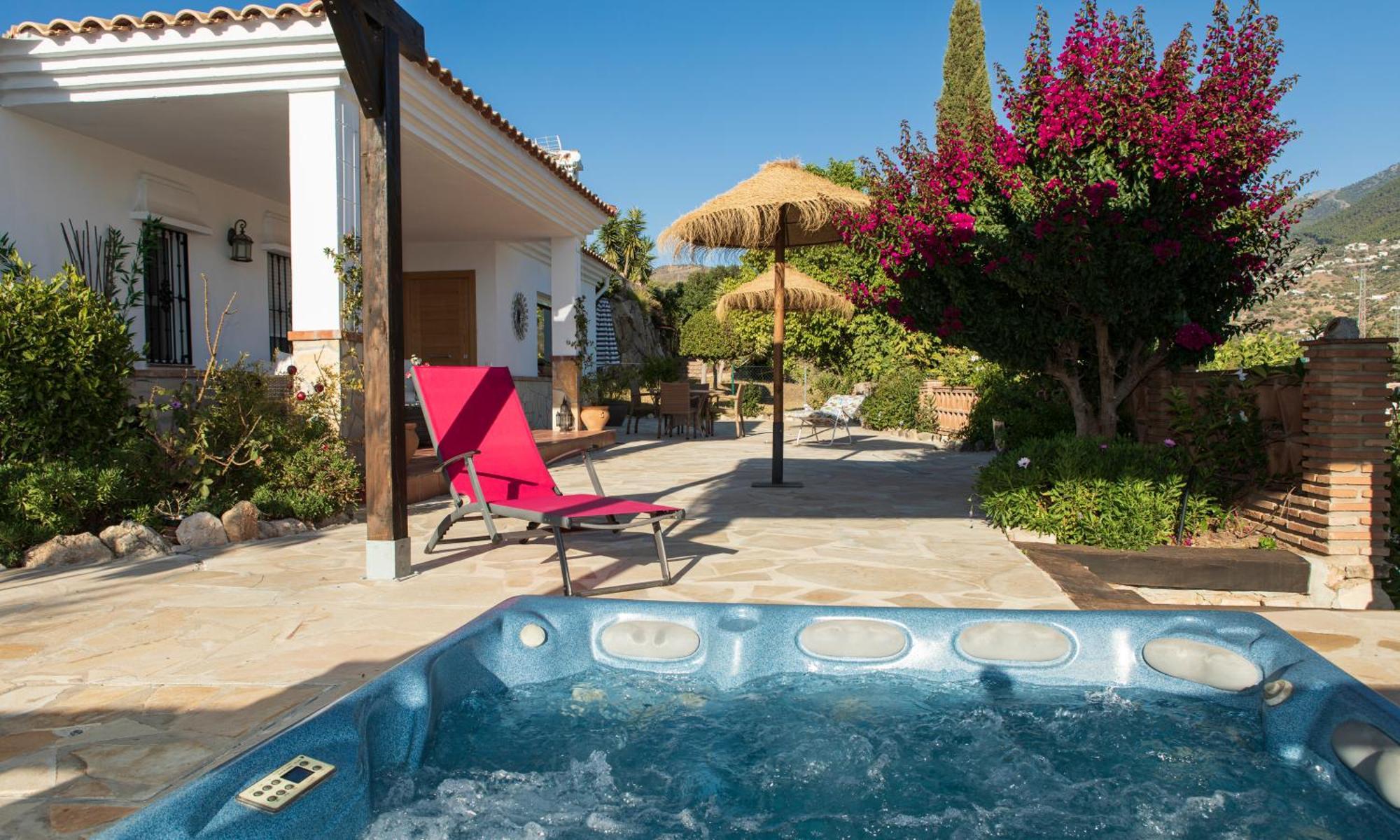 Hotel Cortijo De Salia Alcaucin Room photo