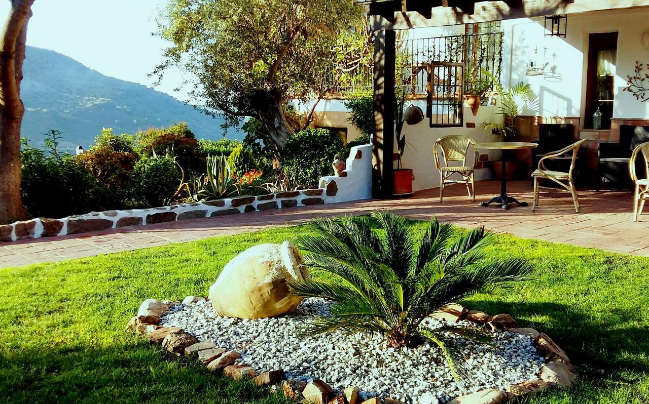 Hotel Cortijo De Salia Alcaucin Exterior photo