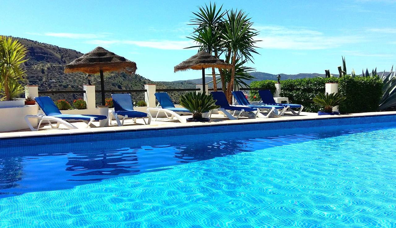 Hotel Cortijo De Salia Alcaucin Exterior photo