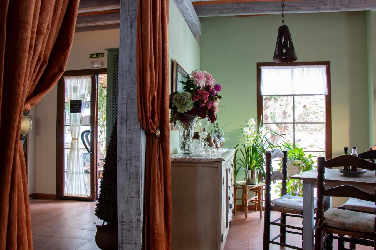 Hotel Cortijo De Salia Alcaucin Exterior photo