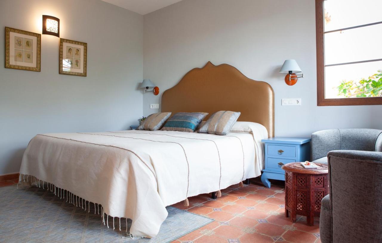 Hotel Cortijo De Salia Alcaucin Exterior photo