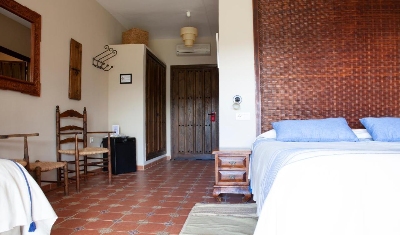 Hotel Cortijo De Salia Alcaucin Exterior photo