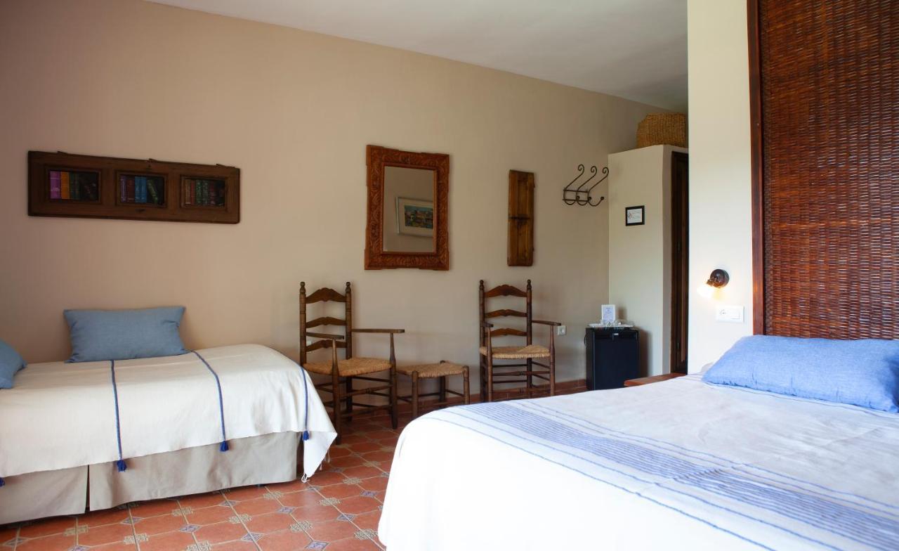 Hotel Cortijo De Salia Alcaucin Exterior photo